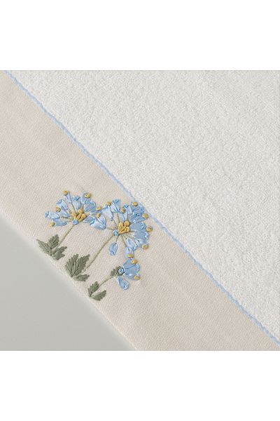 Linens White Nissa Bamboo Face Towel 50X85 cm