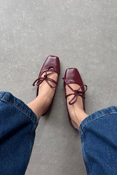 STRASWANS Sara Women's Ankle Strap Wrinkled Leather Ballerinas Light Burgundy