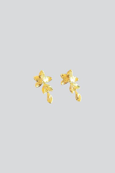 stravis Enameled Flower Earrings with Dangle