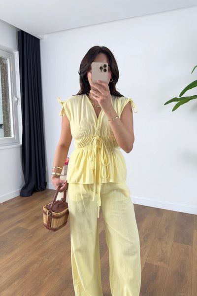 BİRCANÇİL Gisa Yellow Rubber Detailed Blouse Pants Set