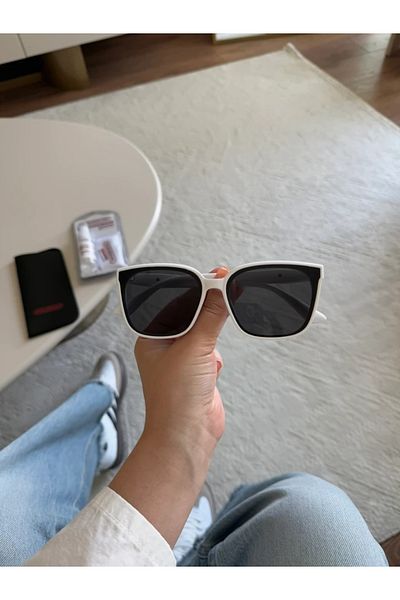 RoseandRoses Aven Original Model Sunglasses White Frame Black Glass