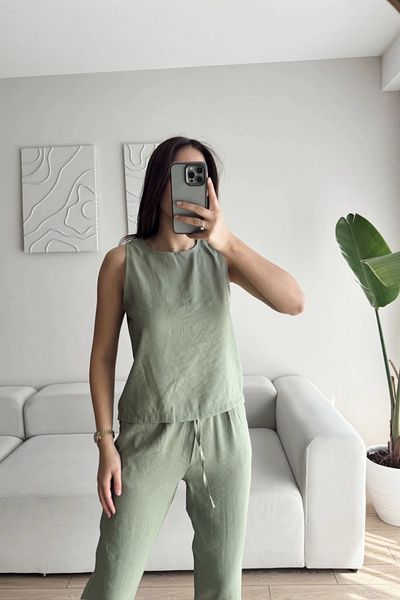 MOZENA Aerobin Fabric Zero Sleeve Blouse and Pants Set