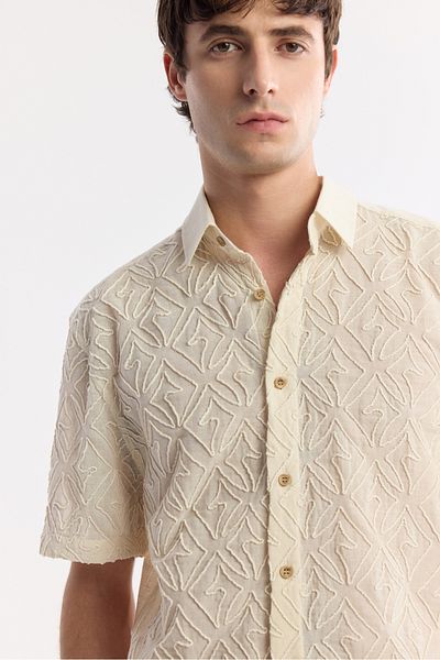 Avva Men's Beige Classic Collar Brode Embroidery Detailed Short Sleeve Shirt A51Y2097