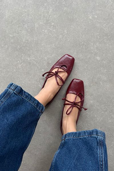STRASWANS Sara Women's Ankle Strap Wrinkled Leather Ballerinas Light Burgundy