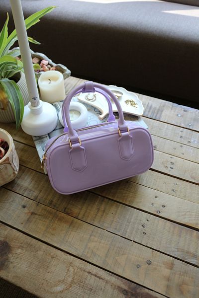 Moom Bag Geantă de mână și de umăr din silicon liliac pentru femei