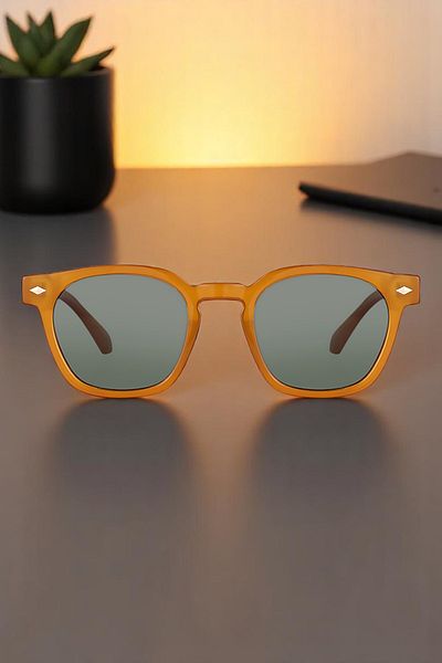 Daniel Klein 100% Polarized Uv400 Protection Camel Color Original Oval Unisex Sunglasses Dkg6252C4