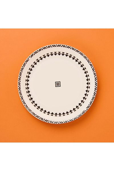 MATMEL Ethnic Cake Plate - Black / White - 19 cm