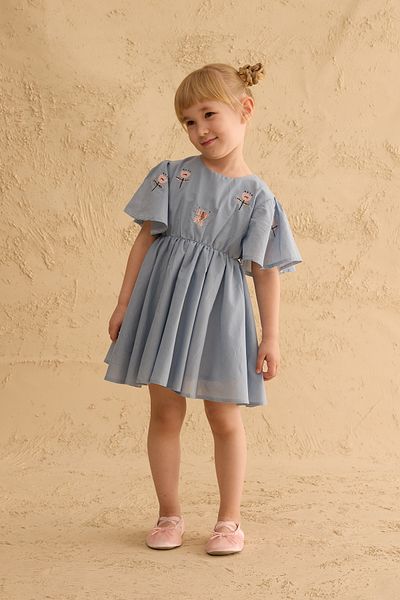 Fahhar Kids Rochie din bumbac brodat cu volan Albastru deschis
