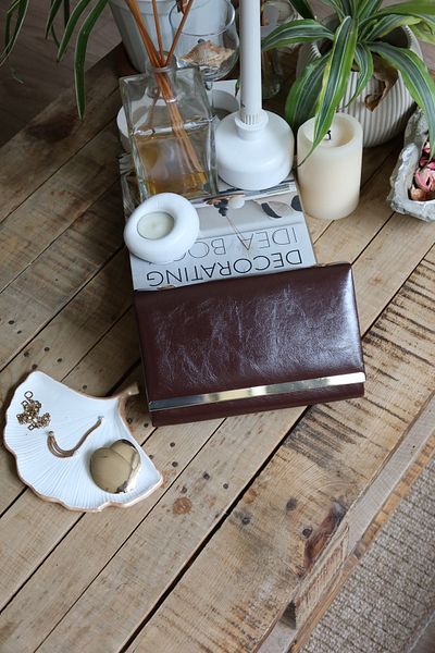 Moom Bag Γυναικεία τσάντα ώμου με λουράκι από λουστρίνι Bitter Brown