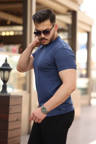 modaserdem Men's Thin Line Textured Crew Neck Short Sleeve T-Shirt