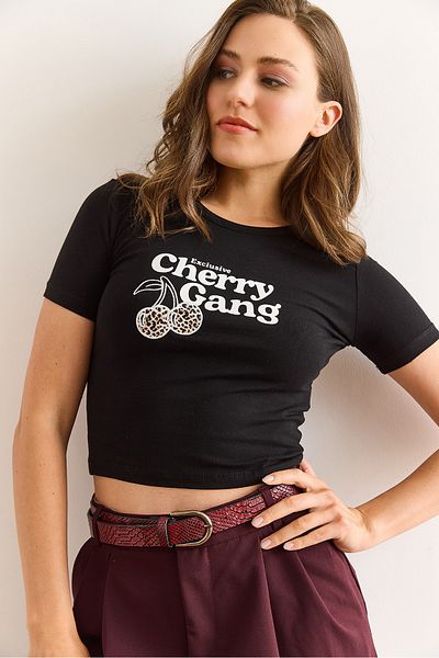 Olalook Women's Black Leopard Cherry Detailed Lycra Cotton T-Shirt Tsh-19000922
