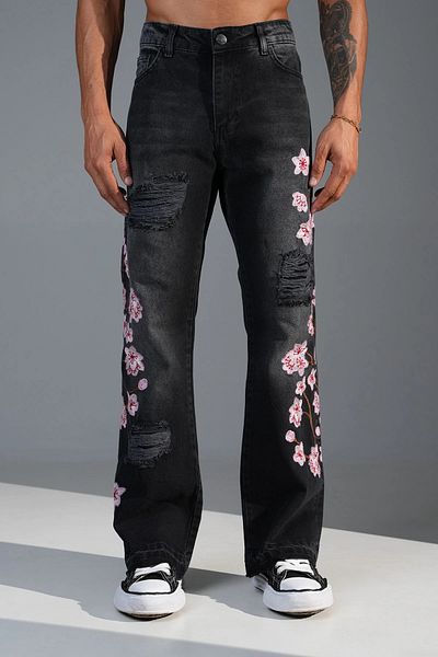 İkao Regular Fit Flare Jeans with Embroidery Detail