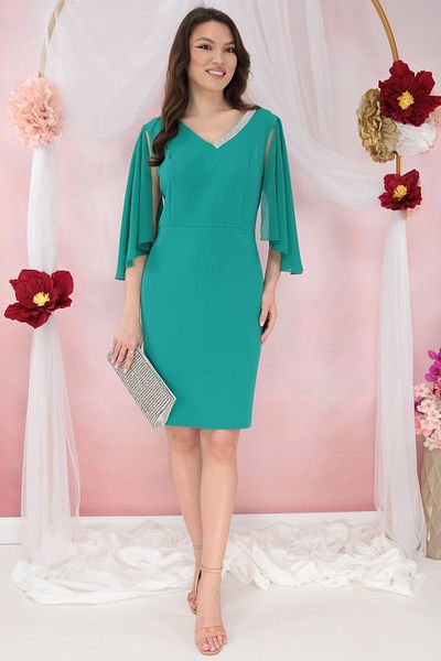 Bemar Elegant green dress with veil sleeves