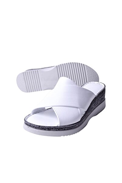 İskarpin Γυναικείες δερμάτινες παντόφλες Femi 488