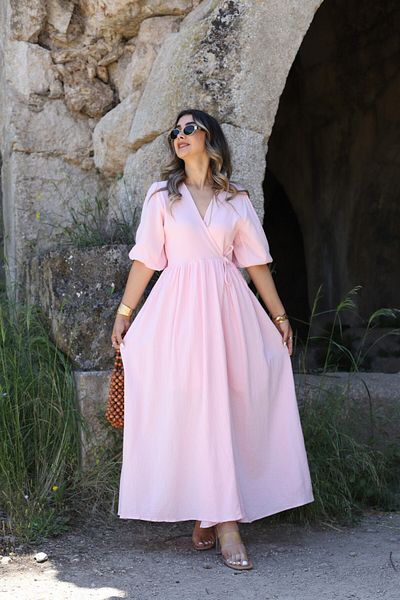 bytugcekaya Μακρύ φόρεμα με ροζ μουσελίνα