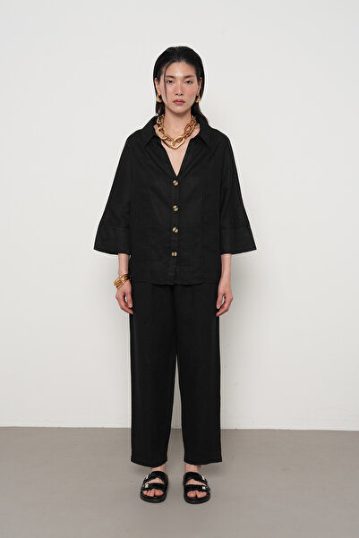 Orfeo Negro Women's 100% Linen V-Neck Solid Color Shirt