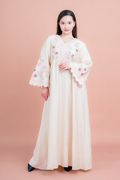 IKKXA جلابية مطرزة بشكل عصري