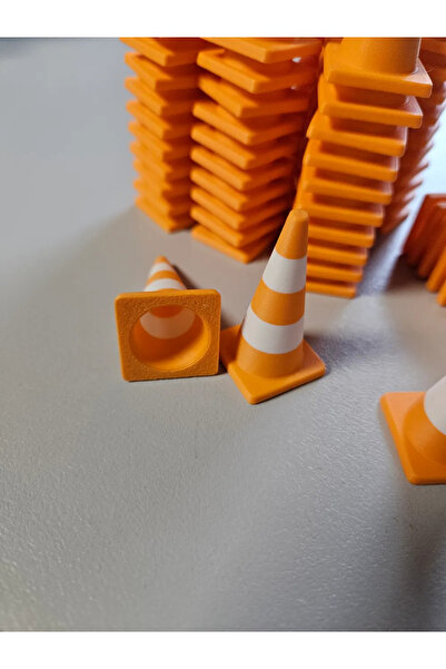 Lumina3D Oyuncak Mini Trafik Dubası Seti - 12'li Paket - 4cm Yükseklik