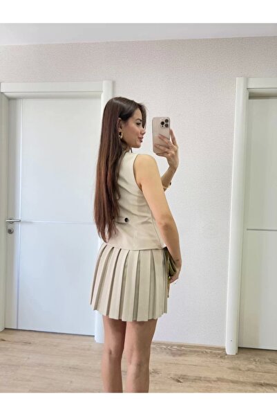 MODA Μίνι φόρεμα με λινό σετ με λεπτομέρεια γιλέκου με κουμπιά - Μπεζ