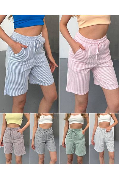 Butik Beyza Pantaloni scurți cu dungi