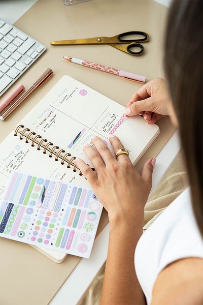 PAPERORA Coral A5 Spiral Linen Notepad - Hard Cover, Dotted Date