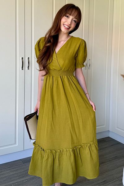 Dilay Gökoğlu Butik Rochie cu mânecă scurtă din țesătură muselină muștar