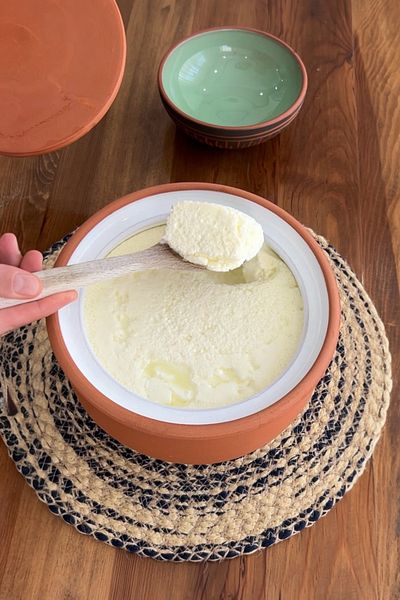 AdenArt Glazed Natural Clay Lid Yogurt Fermentation Pot Small Size 2.5 Liters