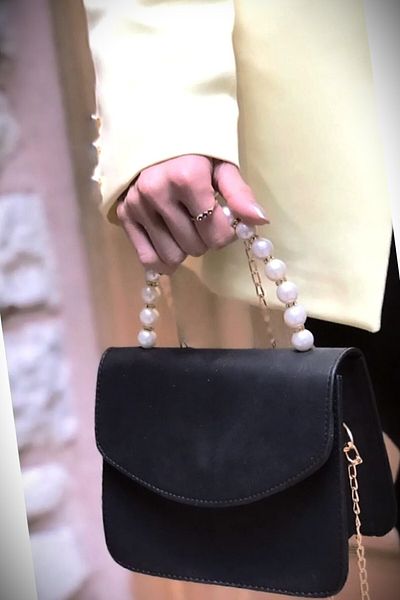 ateş3434 Women's Pearl and Gold Chain Hand & Shoulder Bag