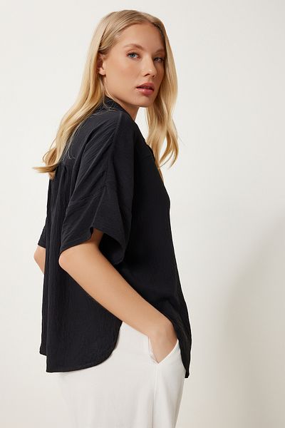 Happiness İstanbul Women's Black Wrinkled Effect Pocket Woven Blouse Mx00193