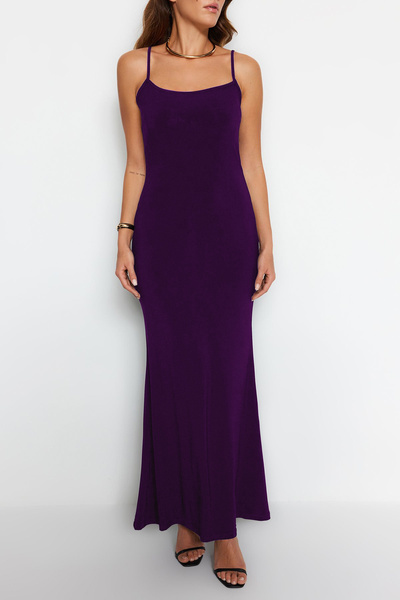 Trendyol Collection Fioletowa dopasowana/dopasowana sukienka maxi z elastycznej dzianiny ołówkowej TWOSS23EL02435