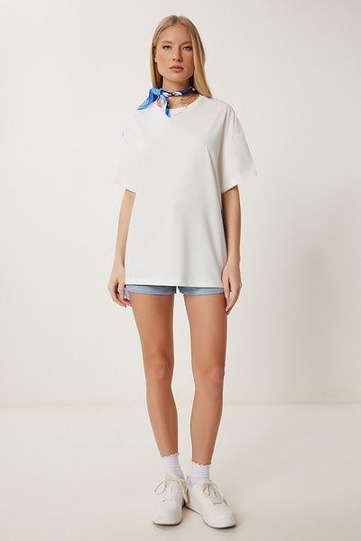 Happiness İstanbul Women's White Blue Back Striped Poplin Detailed Knitted T-Shirt Dp00257