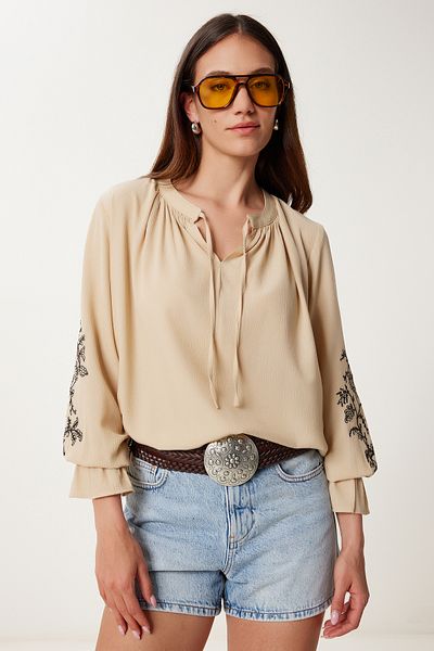 Happiness İstanbul Beigefarbene bestickte Leinenbluse für Damen DD01350