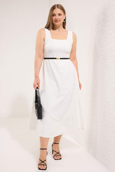 Trendyol Curve Бяла плетена рокля Finike Plus Size