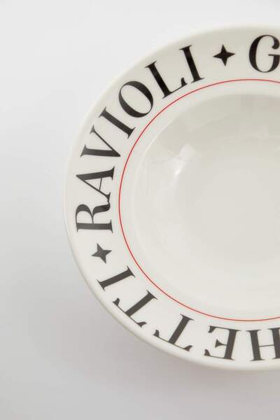 TRENDYOLMİLLA HOME Одноразова порцелянова тарілка для макаронів з принтом TPHAW26KSE00001