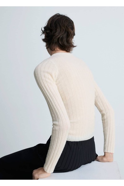 MANGO Woman Yuvarlak yaka ribana kazak