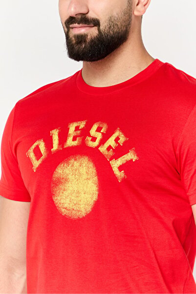 Diesel Men Crew Neck Short Sleeve Graphic T Shirt, Red