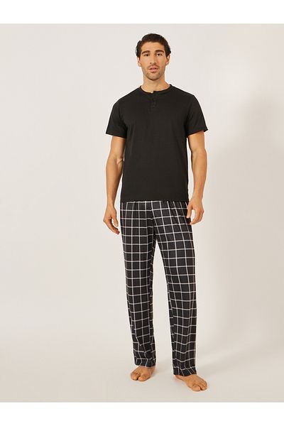 Styli Solid Henley Neck T-Shirt and Checked Pyjama Set