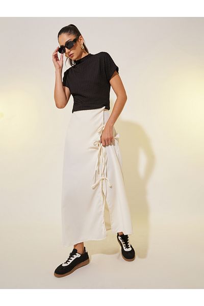 Styli Solid Tie Detail Wrap Look A-Line Maxi Skirt