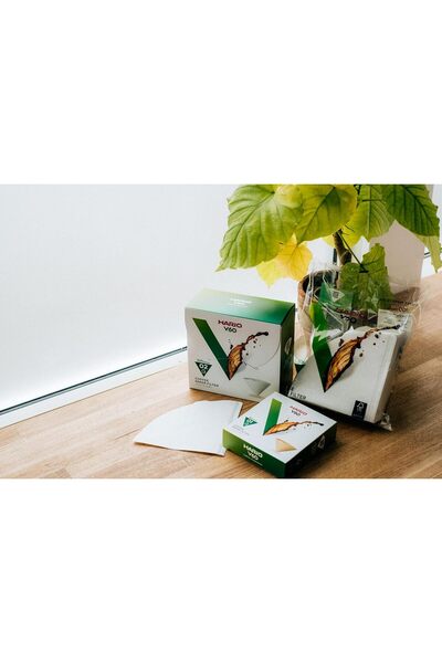 Hario V60 Paper Coffee Filters (Size 02) - White, 2x100 Sheets