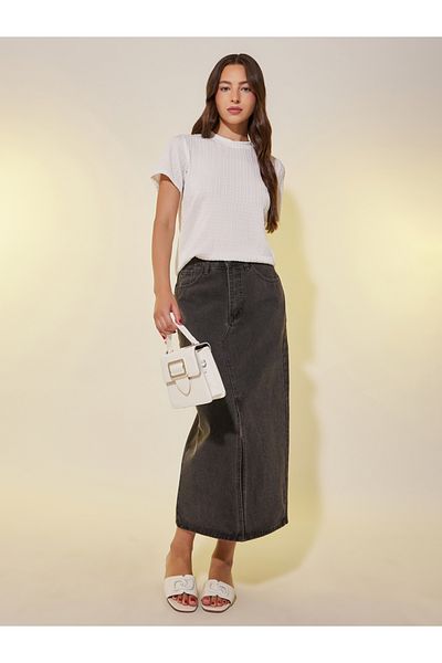 Styli Textured Round Neck Regular Fit T-Shirt