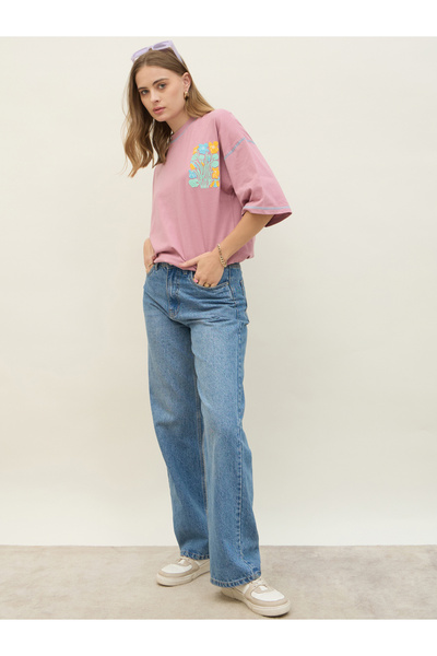 Styli تي شيرت كبير الحجم مطرز بتفاصيل غرز متباينة