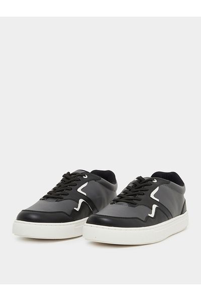 Styli Color Block Low Top Platform Sole Lace-Up Sneakers