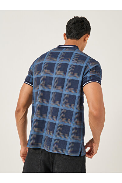 Fort Collins By Styli Men Blue Checked Pocket Detail Regular Fit Polo T-Shirt