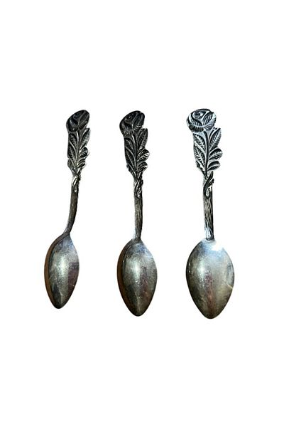 onyyapim Three Pieces of Silver Plated Rose Figured Tea Spoon