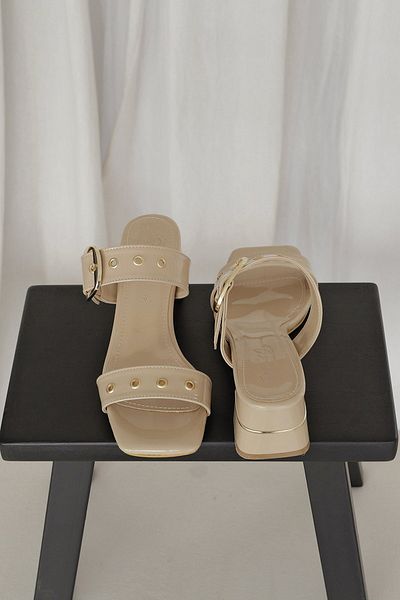 Meral Özgenç Belt Banded Heeled Slippers