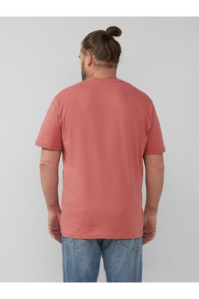 s.Oliver Big Sizes Men's Big Size V-neck T-shirt, Regular Fit Cut