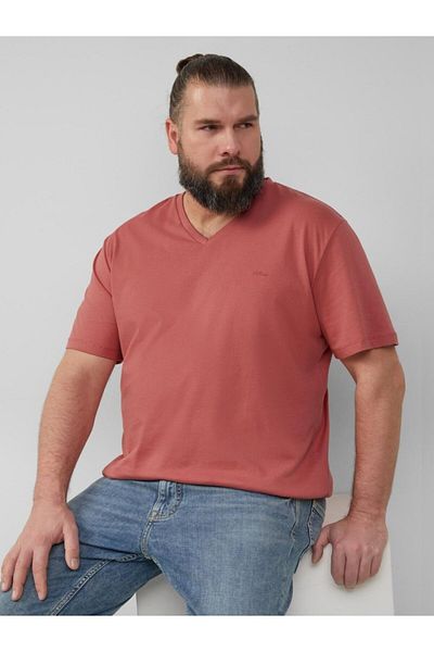 s.Oliver Big Sizes Men's Big Size V-neck T-shirt, Regular Fit Cut