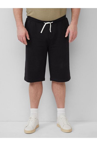 s.Oliver Big Sizes Men's big size shorts, Detroit, with mid-rise waist and Regular Fit cut
