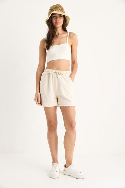 Bianco Lucci Women's Elastic Waist Pocket Detailed High Waist Leg Tasseled Short Linen Shorts Yp5322 60283389