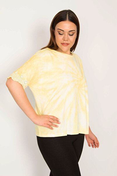 Şans Women's Large Size Yellow Batik Patterned Blouse with Lace Detail at Cuff 65n33289